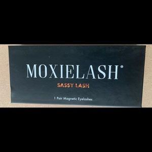 THREE Moxie Lash sets